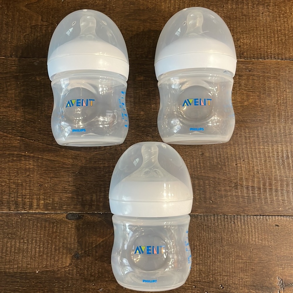 Philips Avent 4oz natural baby bottle and Mam bonus bottle